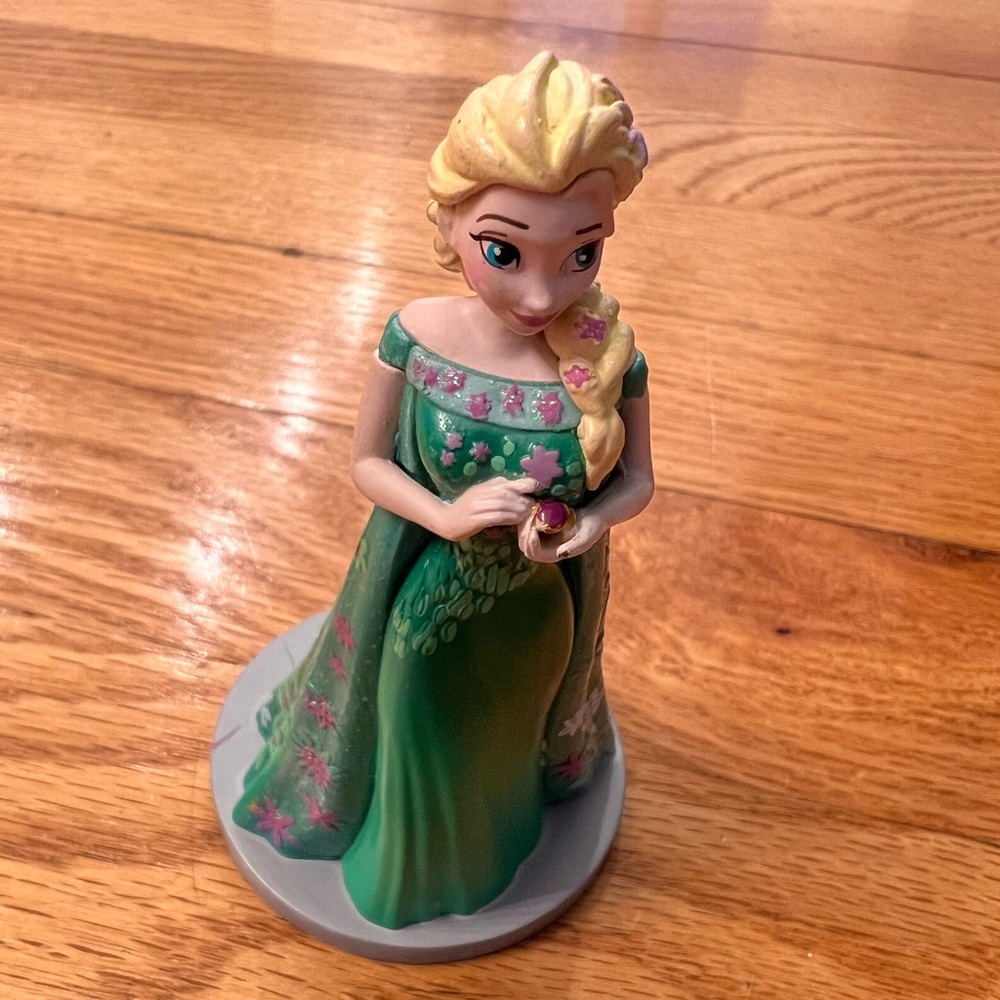 Frozen Disney figurine